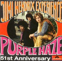 Jimi Hendrix Experience Purple Haze vinyl single Schallplatte 45 rpm vinyl disc. Disque 45 tours Purple Haze par Jimi Hendrix. disco 45 giri singolo Jimi Hendrix. Mit Original Bildhlle. Con copertina originale. Avec pochette originale. Auch fr Jukebox und Musikbox wie Wurlitzer und Seeburg geeignet. Jimi Hendrix Singles Schallplatten