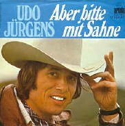 Udo Jrgens Single Aber bitte mit Sahne. Vinyl Schallplatte mit Original-Bildhlle. Auch fr Musikboxen und Jukebox wie Wurlitzer oder Seeburg geeeignet. Deutsche Schlager Single auf Vinyl.